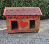 BUDA - domek dla psów z 2 wejściami - DUO buda z ozdobami z drewna 3D