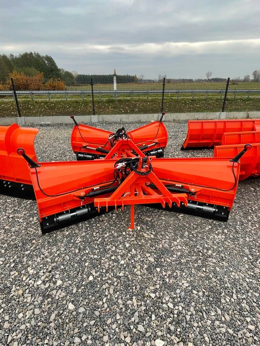 Mocny pług do śniegu do tura tuz strzałka Metal Technik dostawa Gratis