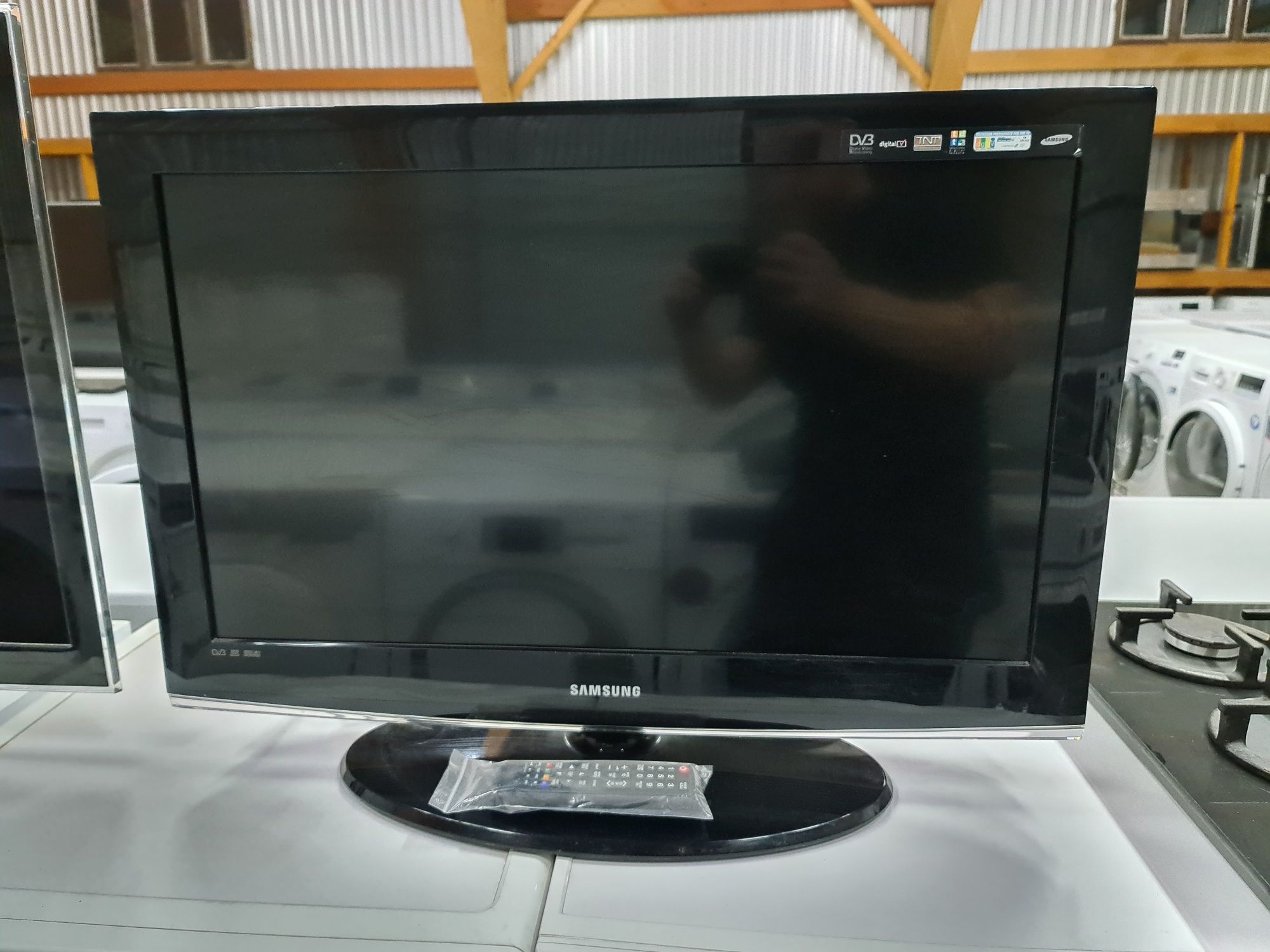 Телевізор " Samsung 32 дюйма / LE32A456C2DXXH