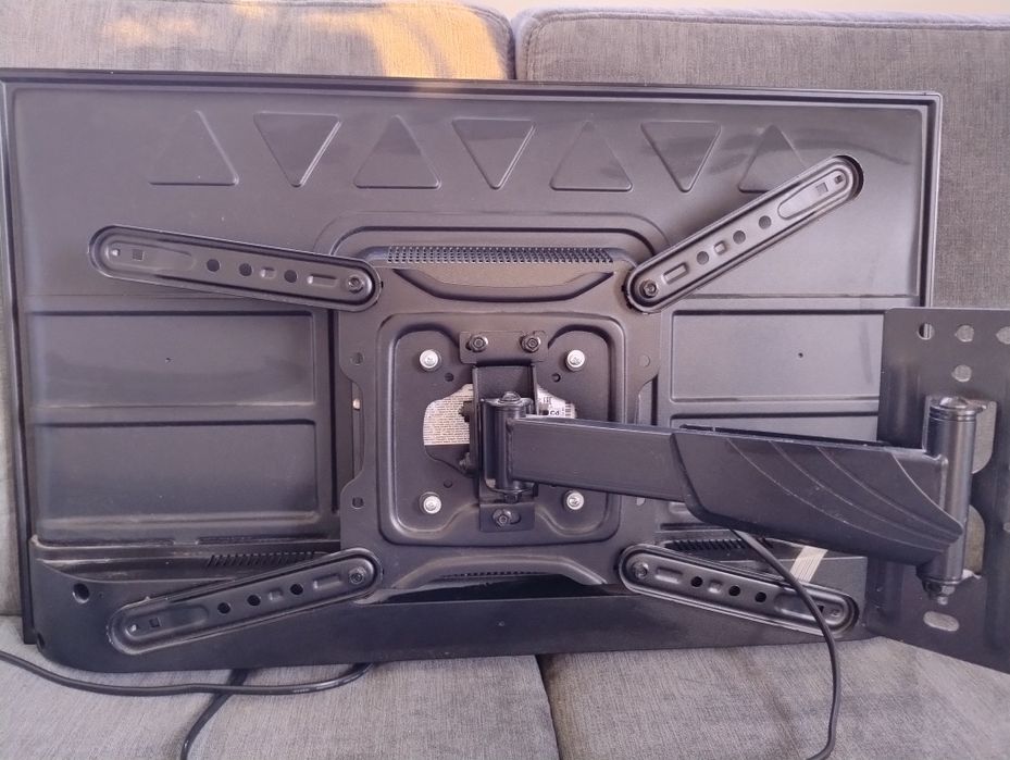 Telewizor TCl 32 cali