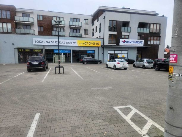 Sprzedam lokal usługowy 800m2