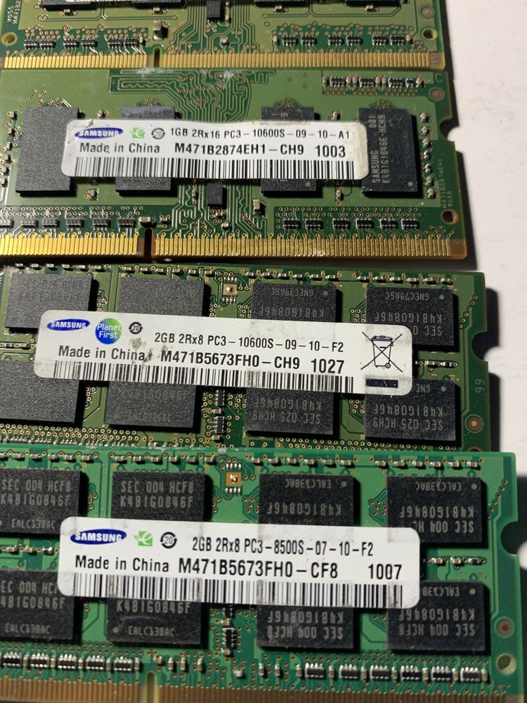 Оперативна пам'ять  для ноутбука ddr3x2Gb