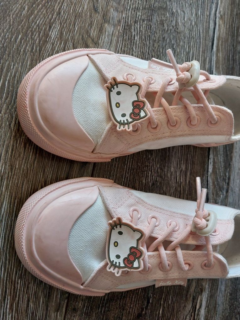 Trampki hello Kitty 34 reserved