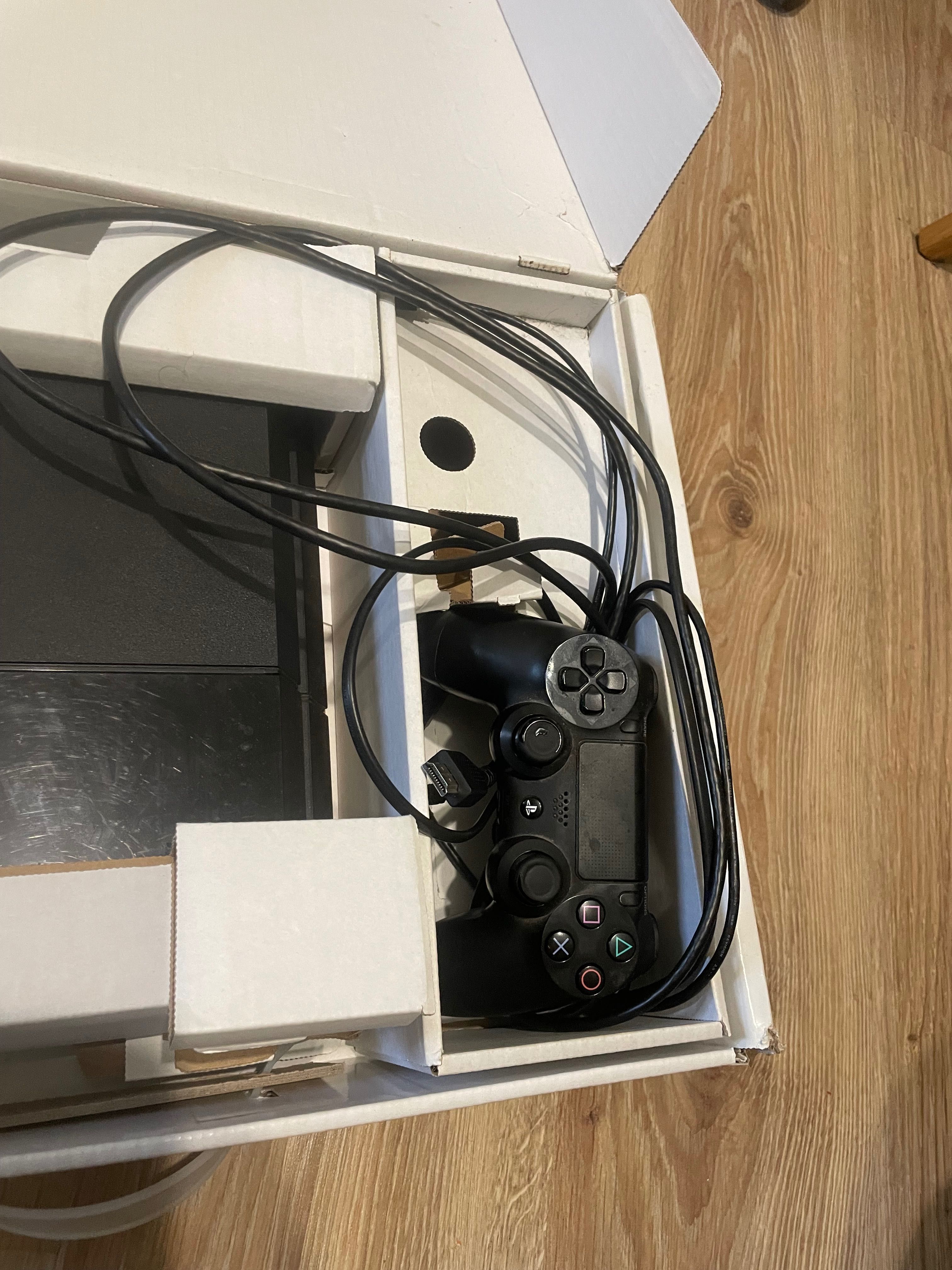 PlayStation 4 Fat