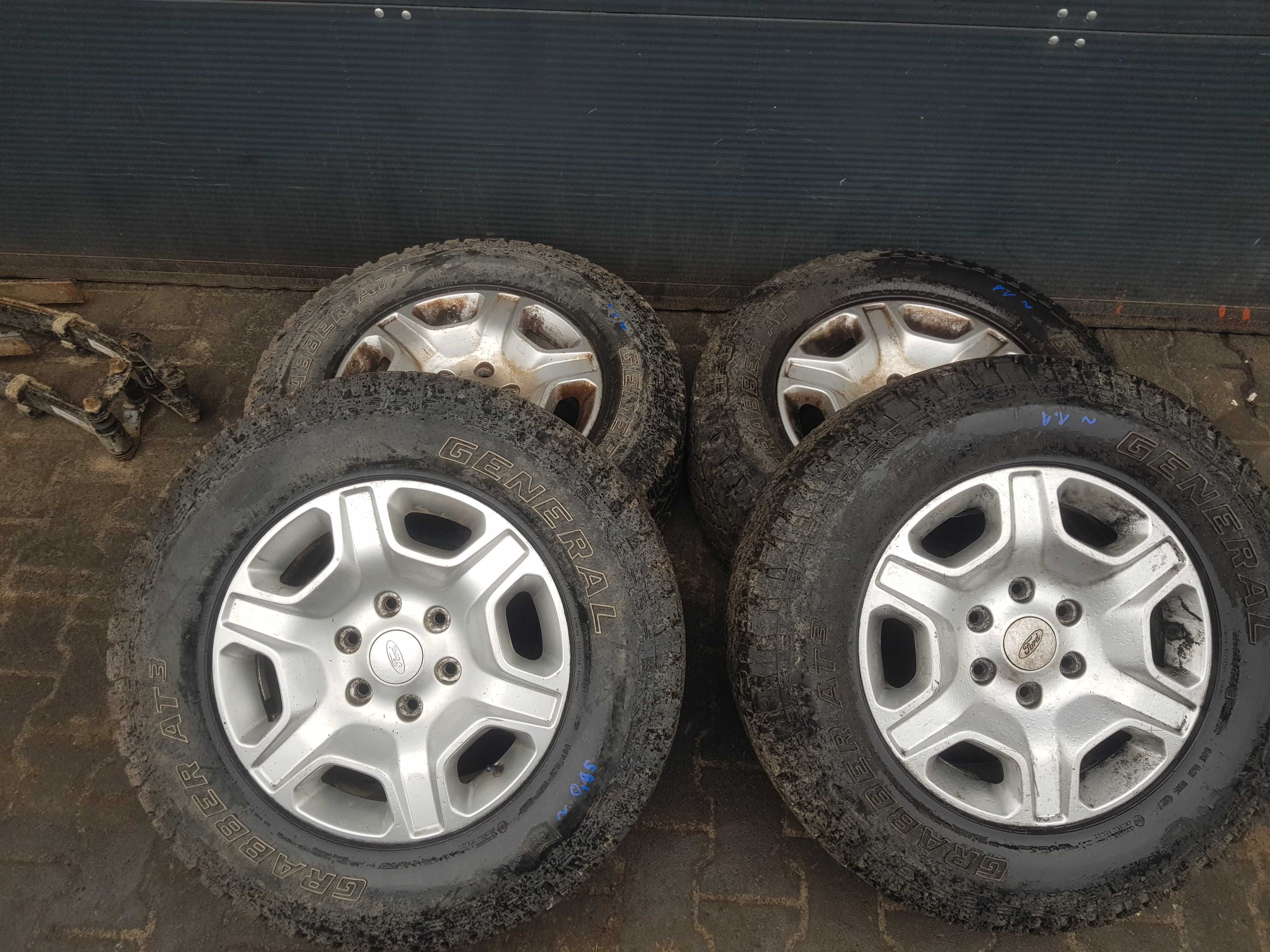 Ranger 3.2 2018r alufelgi 8.0xJ17 General Grabber AT3 265/65 R17