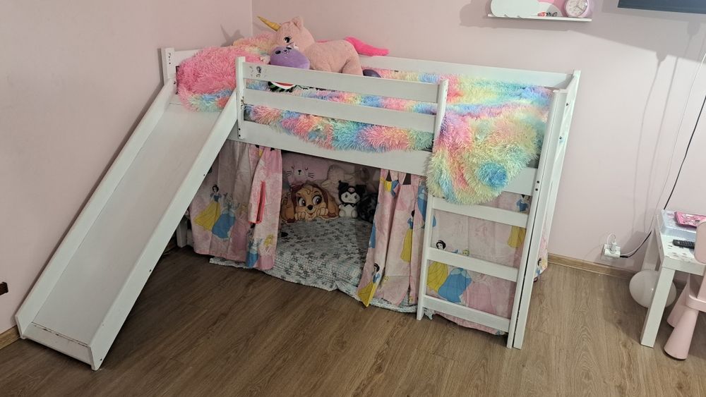 Łóżko piętrowe że zjezdzalnia 90x200