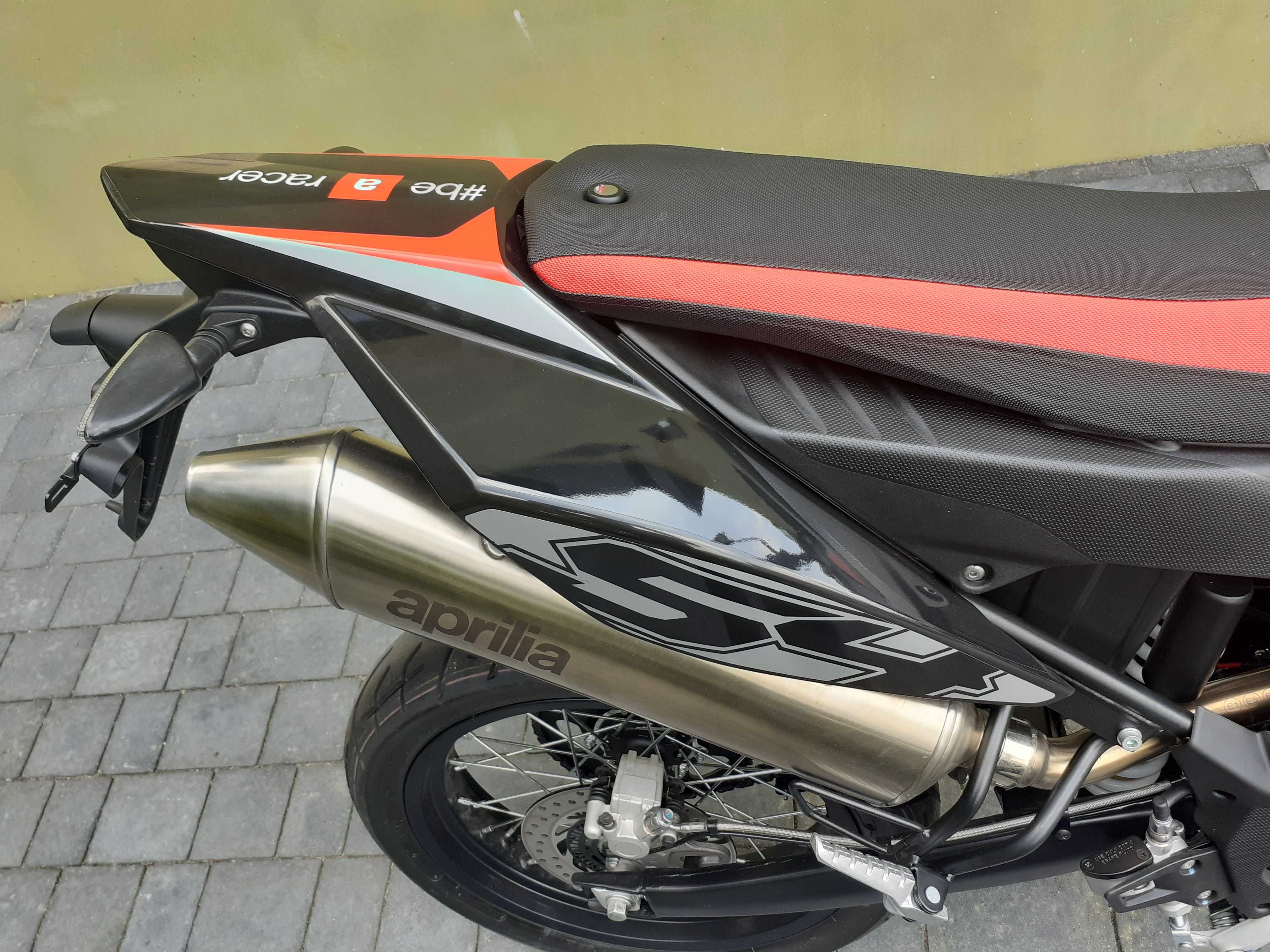 Aprilia sx125 z 2022r.  przeb 197 km.  praktycznie nowy cena 16500zł.