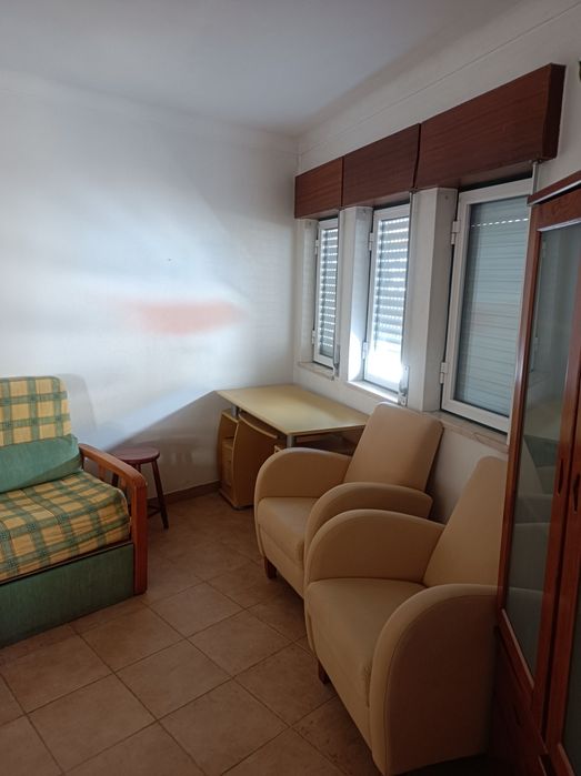 apartamento T1 caldas da rainha