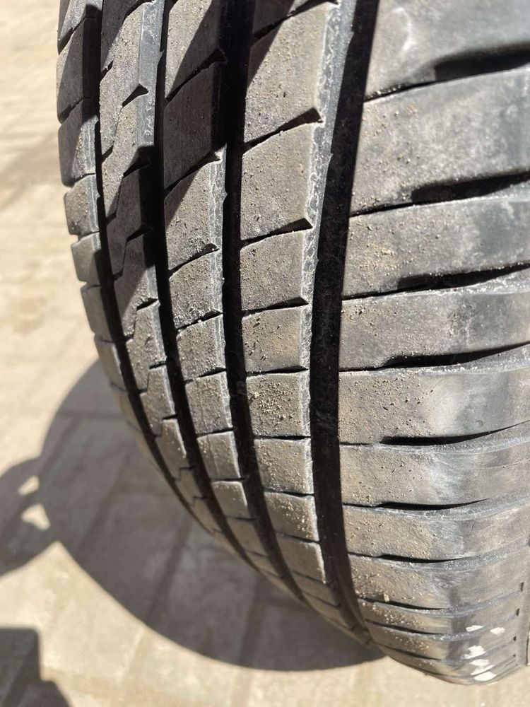 Шини Firestone 215/60r16