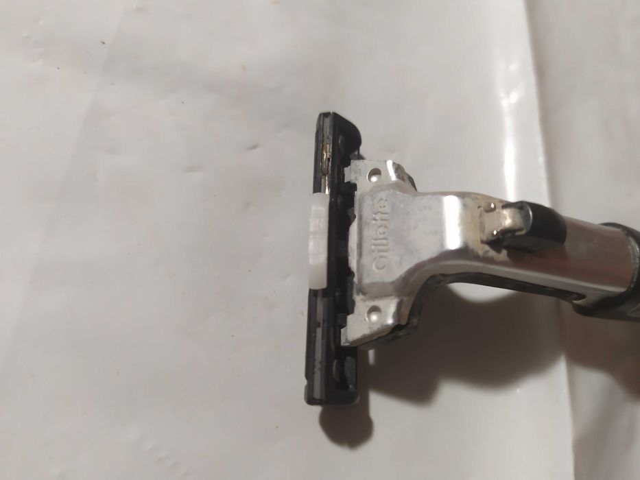 Станок для бритья Gillette  б\у