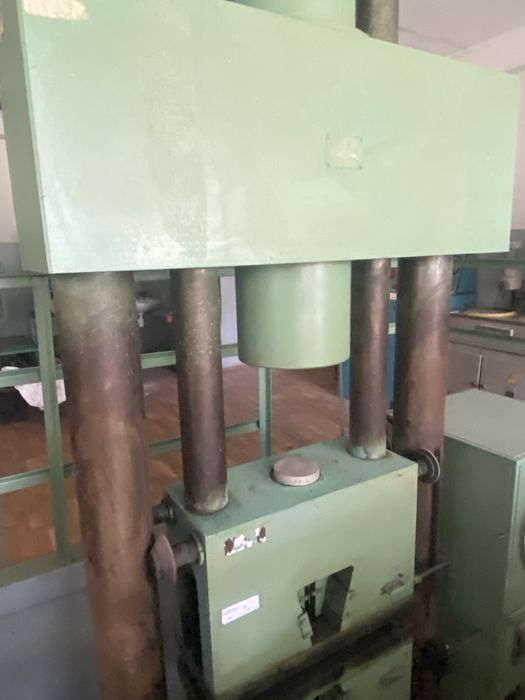 Розривна машина Р-100