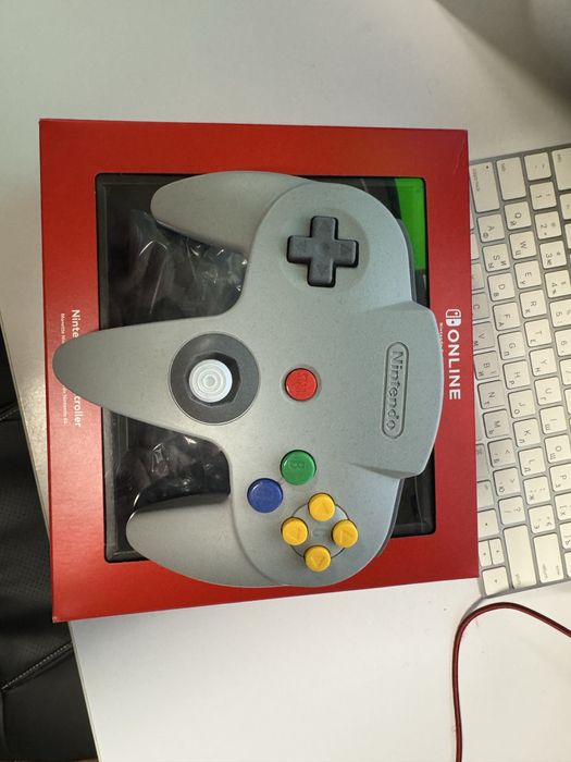 Nintendo 64 Controller (Nintendo Switch)