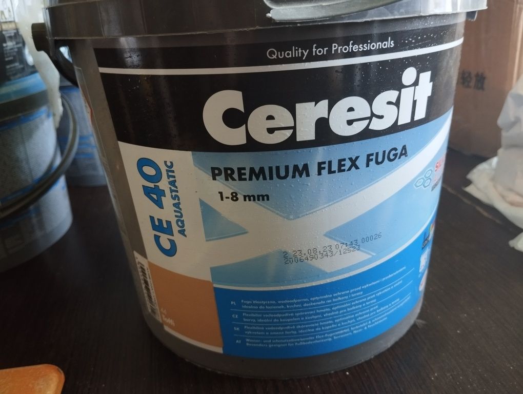 Fuga CE 40 Ceresit premium flex fuga Toffi 44