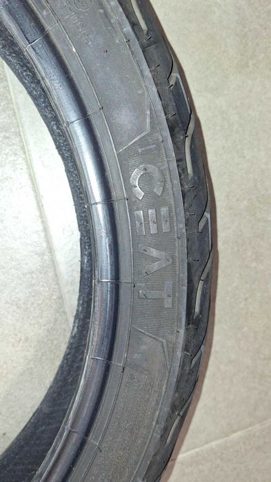 Pneus Mota 100/90-18 e 130/70-18