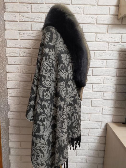 Розкішний палантин з хутром
