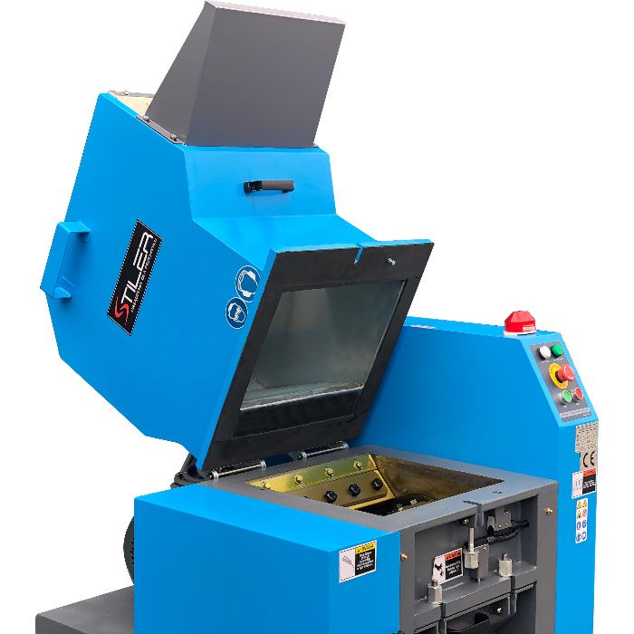 Młyn do tworzyw sztucznych PCV BUTELEK Kruszarka STILER 11 KW 650 kg/h