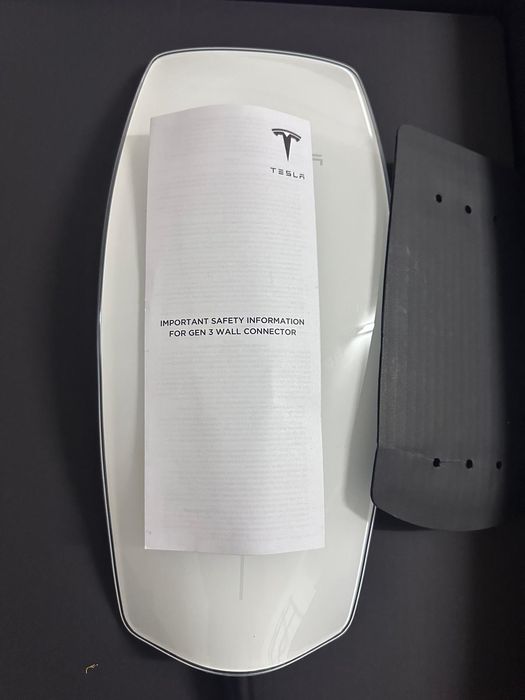 Wallbox Tesla nova
