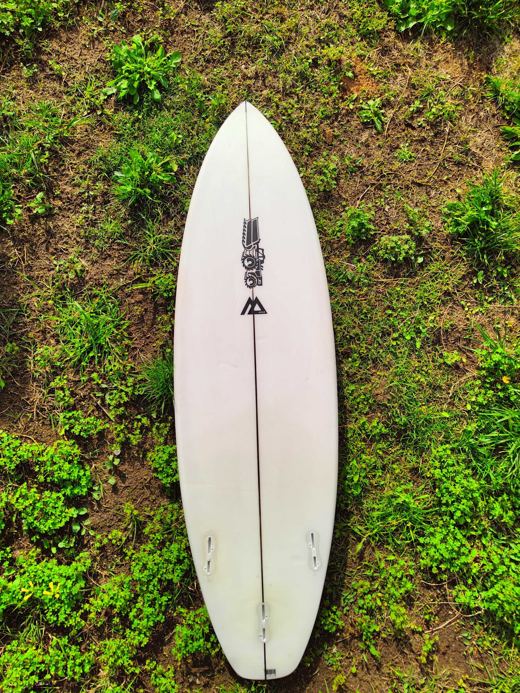 Prancha surf JS 5'10