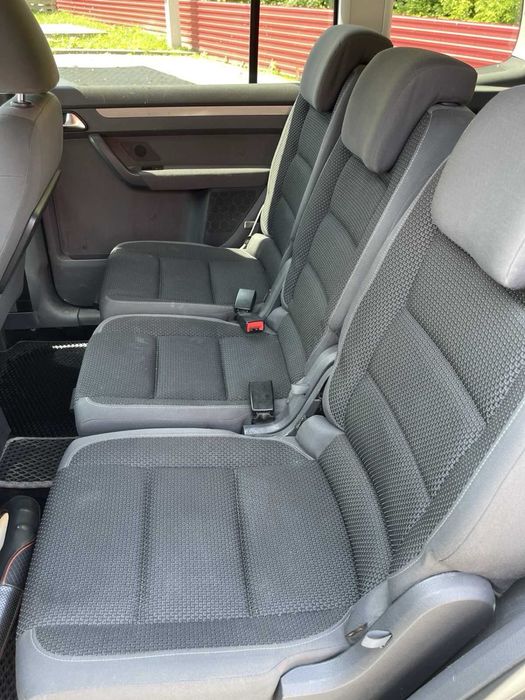 Продам Volkswagen Touran 2011р. 2.0TDI