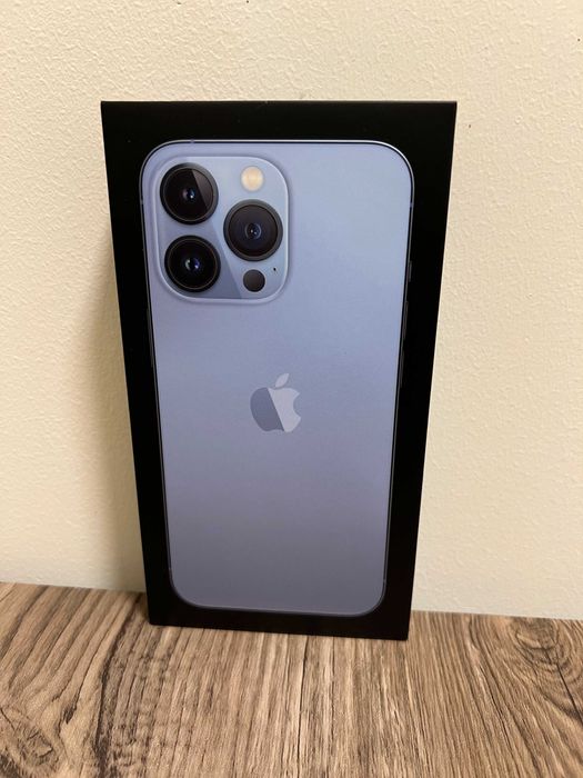 Conjunto Iphone 13 Pro + Airpods 3