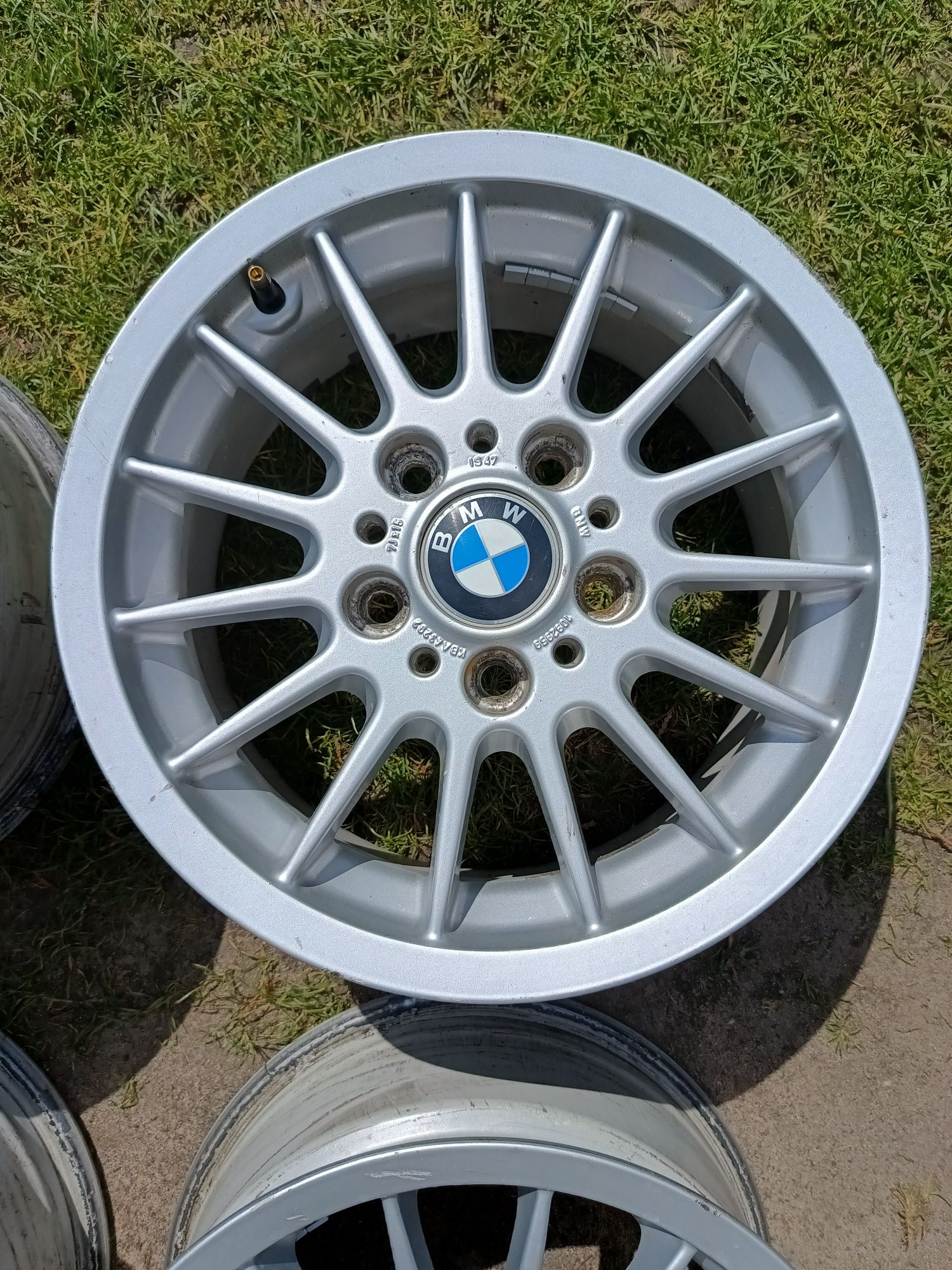 Felgi aluminiowe 15 " 5x120 BMW Styling 32