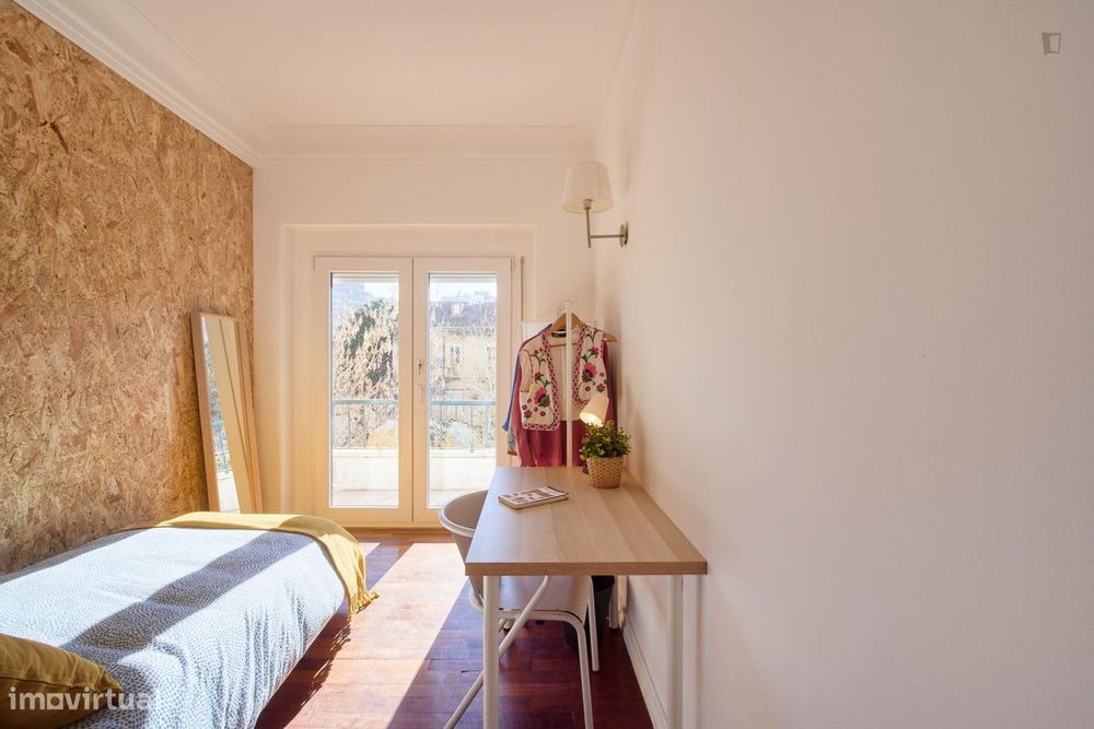 752258 - Quarto com cama de solteiro, com...