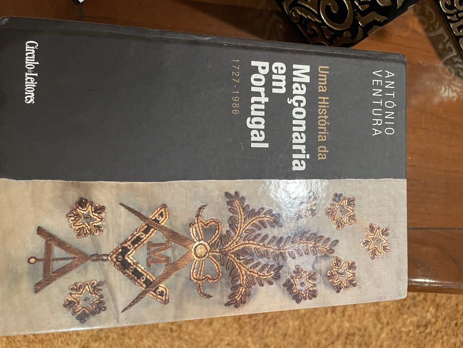 Uma História da Maçonaria em Portugal - António Ventura