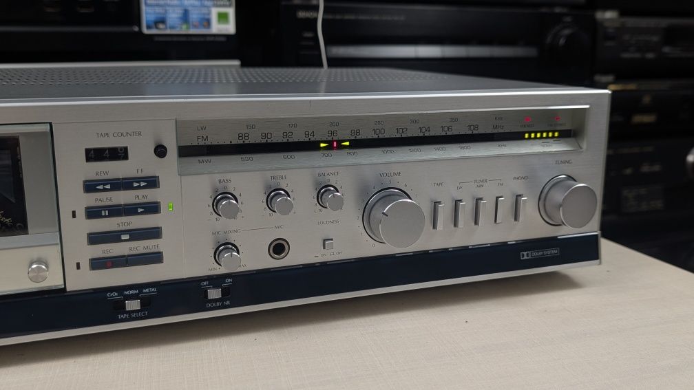 Sansui CR-M5L Unikatowy amplituner stereo z magnetofon kasetowym