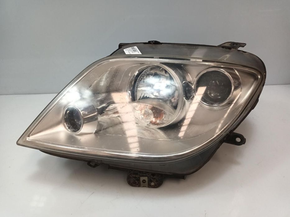 FAROL ESQUERDO LANCIA PHEDRA 180