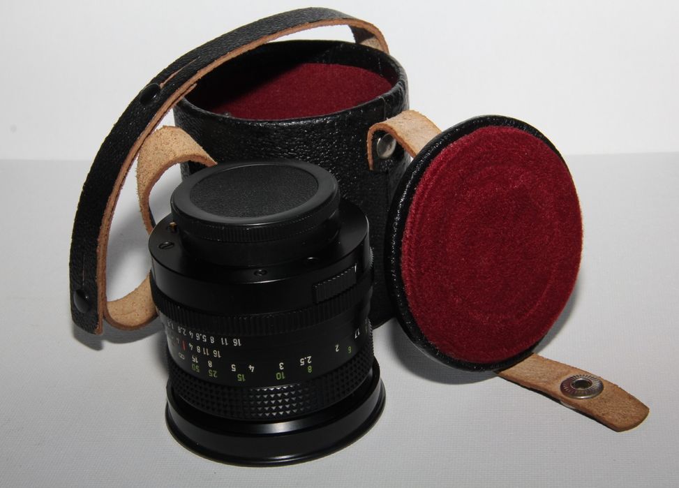 Obiektyw M42 CARL ZEISS JENA PANCOLAR 1,8/80 mm MC Electric 
z futerał