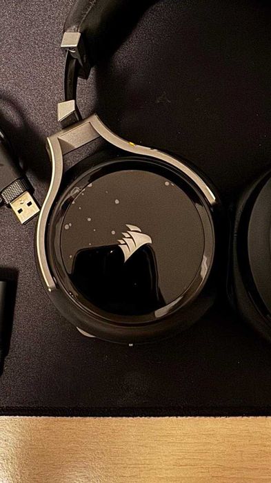 Headset Gaming Corsair Virtuoso RGB Wireless 7.1 - Preto