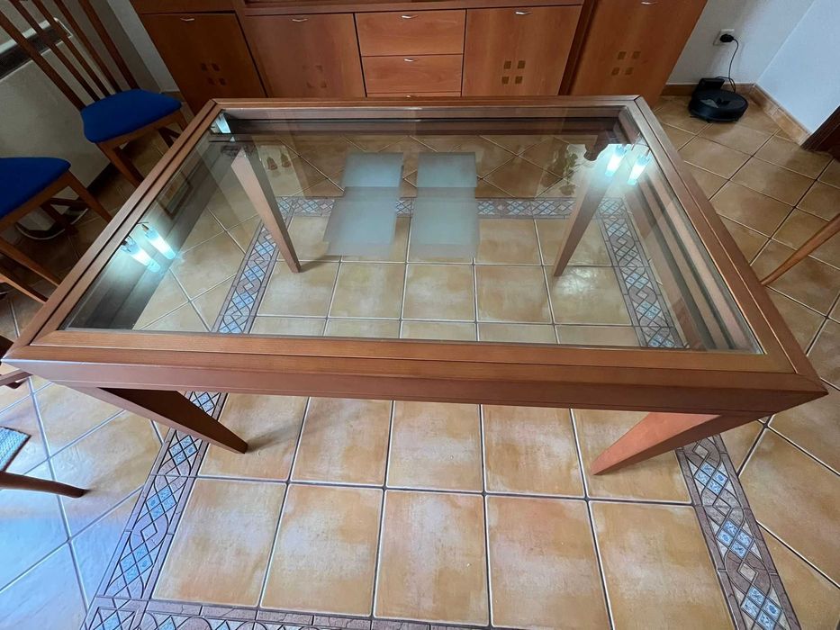 Mesa de Jantar em cerejeira, 130cm a 245cm por 90cm