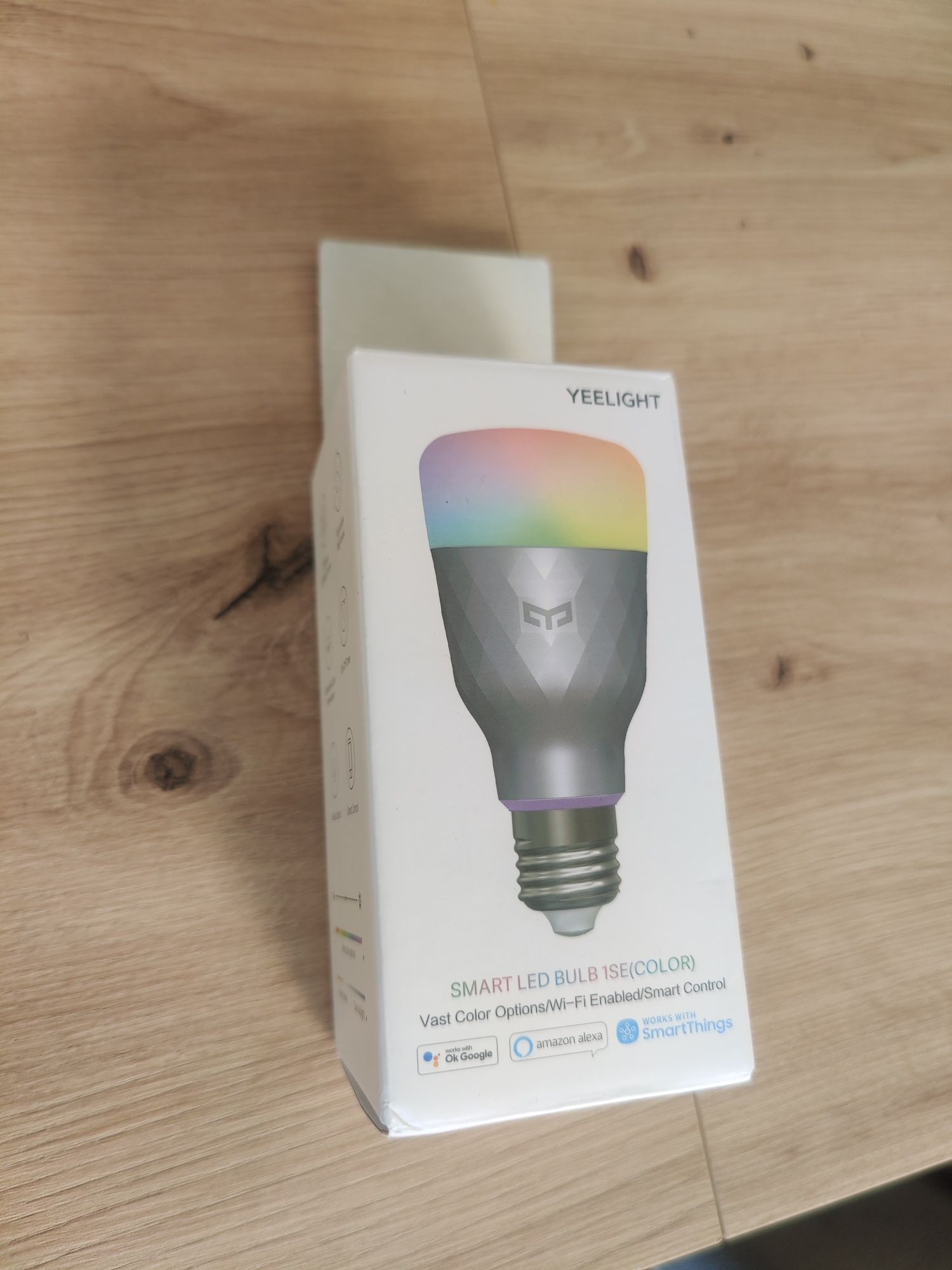 4 Lâmpadas Inteligentes WIFI Yeelight Color Portes GRÁTIS