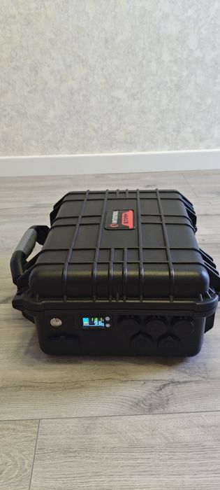 Зарядная станция, аккумулятор lifepo4 12в 200ah,  2640 ваттчасов