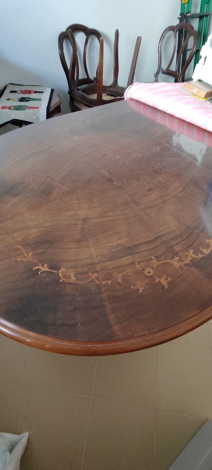 Vendo mesa em Nogueira