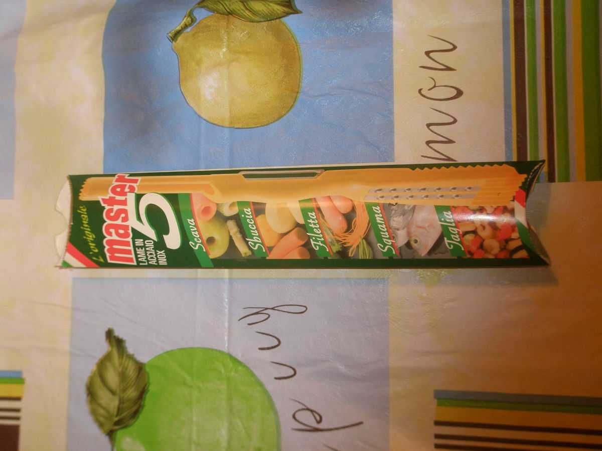 Новый нож с нержавеющей стали д/чистки и нарезки овощей/фруктов,5 в 1.