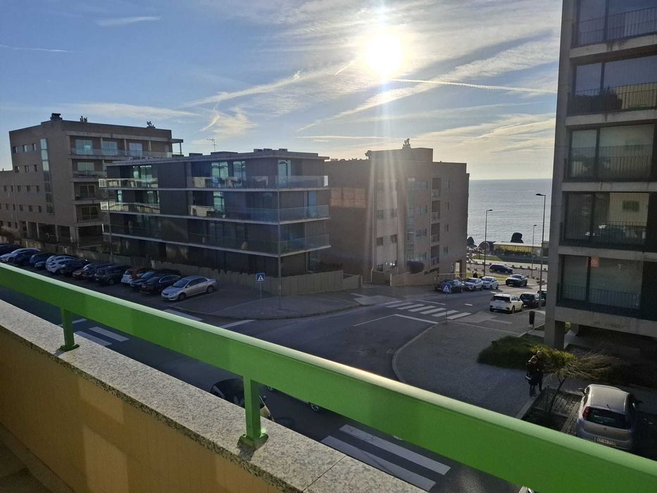 Apartamento T3 junto á Praia