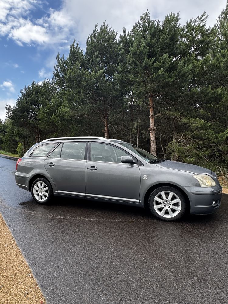 Toyota avensis T25 2.0 D4D 116km ZADBANA
