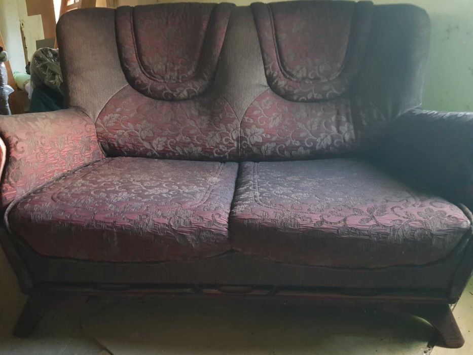 Pilnie sprzedam komplet mebli.