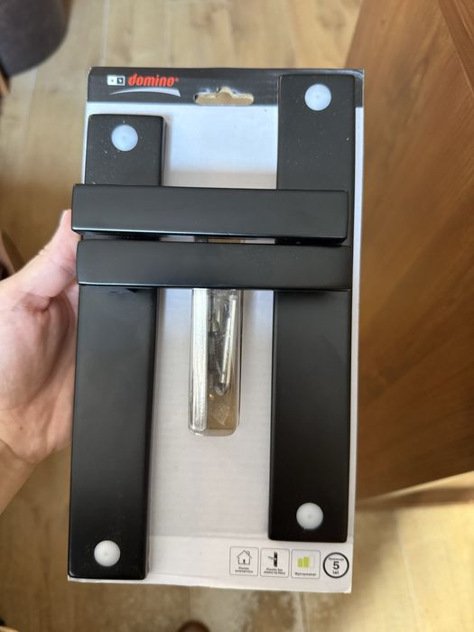 Klamka czarna matowa