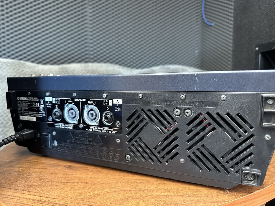 Kolumny JBL JRX 100 + Power mixer Yamaha EMX5016CF