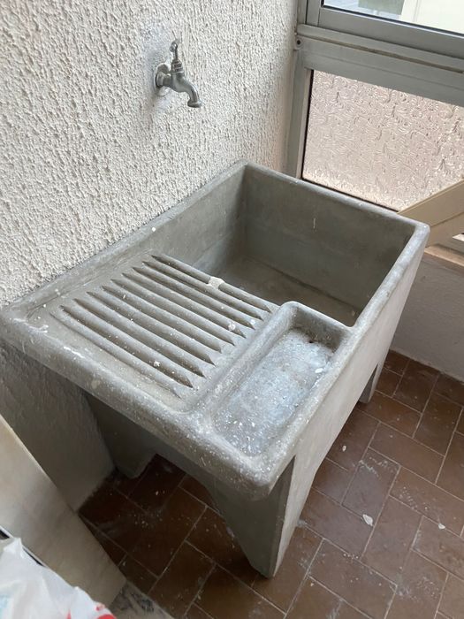 Tanque da roupa antigo