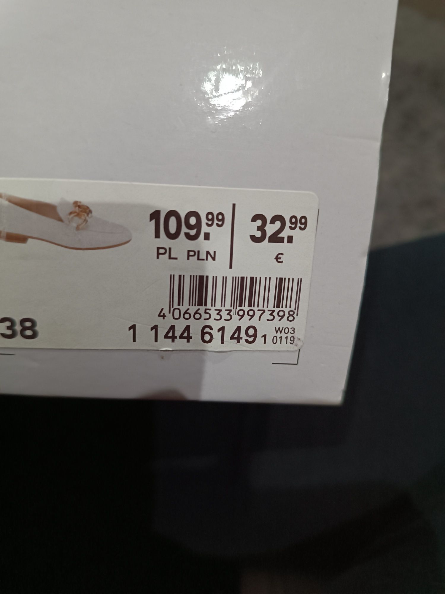 Buty damskie zamszowe 39