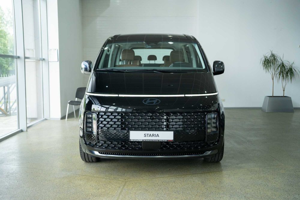 Hyundai Staria 2.2 CRDi VGT AT 4WD