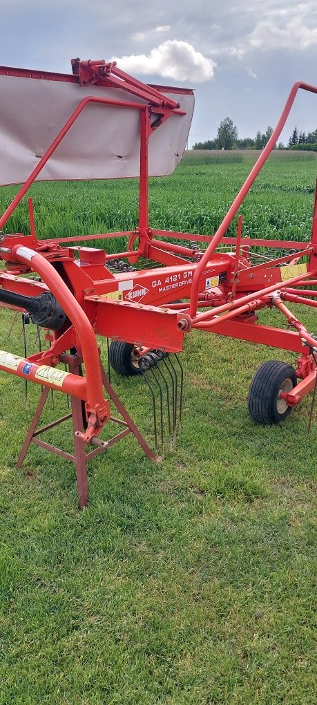 Zgrabiarka kuhn 4121 masterdrive 2007rok