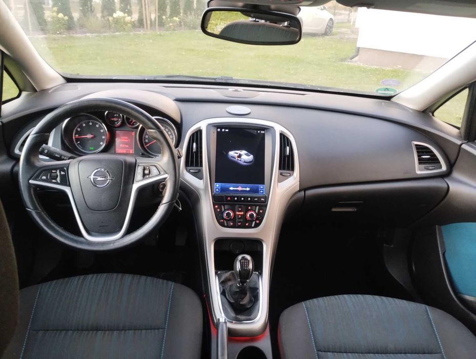 Opel Astra j 1.4 turbo