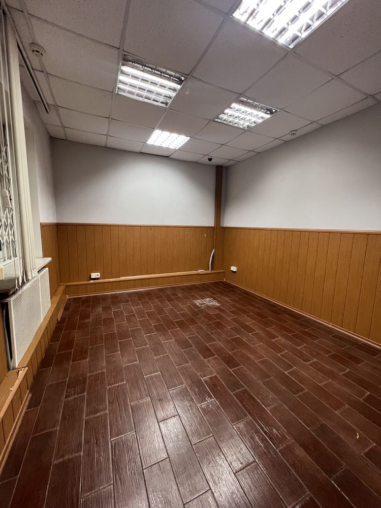 Здається в оренду приміщення 68 м2 в чудовій локації