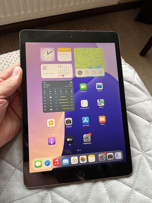 Apple iPad 8 покоління 32Gb модель А2270