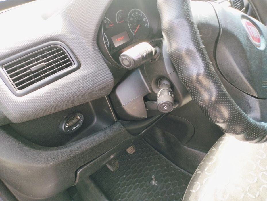 Fiat Doblo  2011