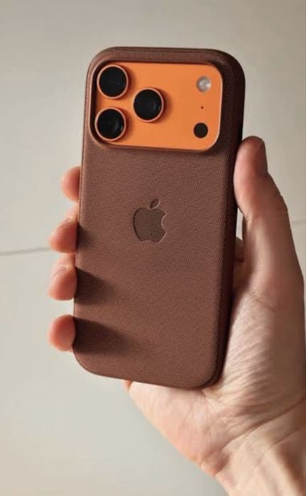 Capa Apple Original  iPhone 17 Pro TechWoven com MagSafe